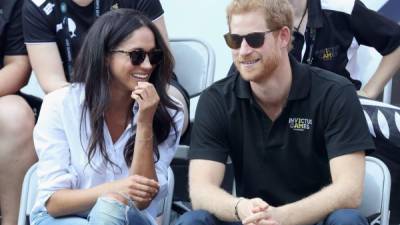 Meghan Markle y su prometido, el príncipe Harry.