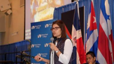 La ministra de Comunicación y Estrategia de Honduras, Hilda Hernández. EFE/Archivo.