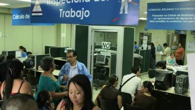 La mayoría de quejas en inspectoría obedece a despidos verbales. Foto: Cristina Santos.