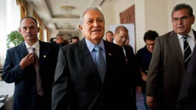 Salvador Sánchez Cerén anunció ayer a los miembros de su gabinete de gobierno.