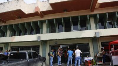 Trabajadores pararon sus labores ayer.