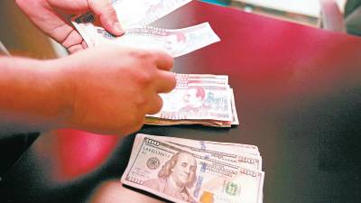 Horarios. El domingo solo algunas agencias, en especial en centros comerciales, estarán atendiendo.