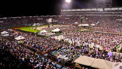 El concierto de Bad Bunny dejó a la municipalidad 2.5 millones de lempiras por alquiler del estadio Olímpico.