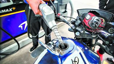 <b>Las rebajas no se reflejan en los precios de la canasta básica.</b>