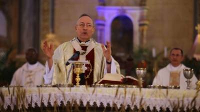El prelado encabezó las misas de fin de año en la capital.