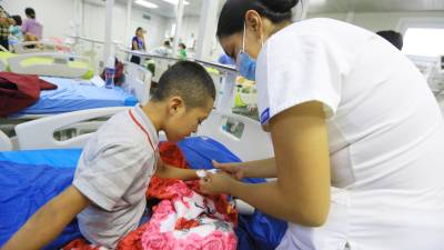 Médicos informan que pacientes llegan en estado crítico y fallecen en menos de seis horas.