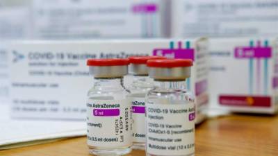 La eficacia de la vacuna de Astrazeneca contra las nuevas variantes del covid 19 ha sido cuestionada por varios estudios./AFP.