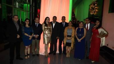 William Newberry, Vanessa Garay, Naín Mejía, Gloria Pineda, Heiner Jiménez, Alfredo y Silvia Ferreira, Berenice y Linconl Cardoza y Laura Ulloa.