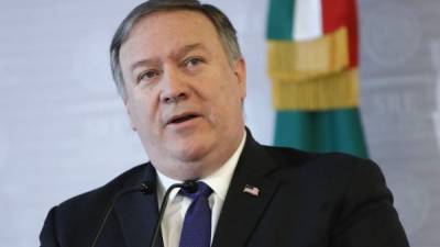 MEX021.CIUDAD DE MÉXICO(MÉXICO),19/10/2018.- El secretario de Estado de EE.UU., Michael Pompeo, participa hoy, viernes 19 de octubre de 2018, en un encuentro con su homólogo de Relaciones Exteriores de México (SRE), Luís Videgaray, en la sede diplomática, en Ciudad de México. Videgaray reiteró hoy ante Mike Pompeo, que la política migratoria de México es soberana, y que así está actuando ante la llegada de la caravana de migrantes hondureños en el país. EFE/José Méndez