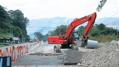 <b><span class=mln_uppercase_mln>OBRAS.</span></b> En los ejes carreteros hay varios proyectos que están parados.