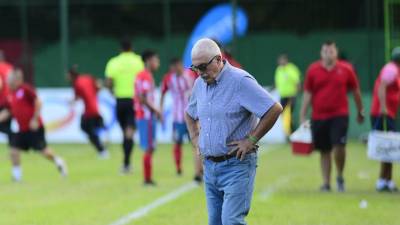 Manuel Keosseián y su Marathón perdieron 3-1 ante Olimpia en la semifinal de ida del Apertura 2022.