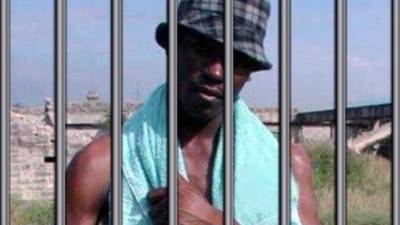 'El negro de WhatsApp' es una broma recurrentea través del sistema de mensajería instantánea.