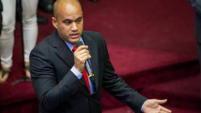 En la imagen, el diputado por el Partido Socialista Unido de Venezuela (PSUV) Héctor Rodríguez. EFE/Archivo