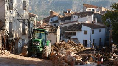 Vista de Letur (Albacete) donde continúan las labores de desescombro y la búsqueda de los desaparecidos tras el paso de la dana.