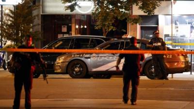 Las autoridades canadienses investigan el ataque de un hombre contra un grupo de civiles en un restaurante de Toronto./AFP.