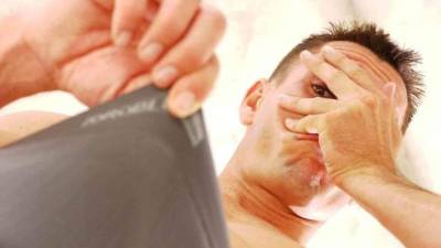 El hombre sufrió el percance mientras sostenía relaciones sexuales.