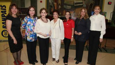 Ruth Valladares, Nidia Manzanares, Jackie Rivera, Hilda Córdoba, Marcela Bendaña, Marialex Boesch y Zobeida Saybe le invitan a la velada artística mañana.