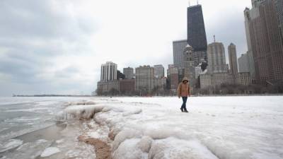 CHICAGO, IL - JANUARY 03: Ice builds up along the shore of Lake Michigan on January 3, 2018 in Chicago, Illinois. Record cold temperatures are gripping much of the U.S. and are being blamed on several deaths over the past week. Scott Olson/Getty Images/AFP== FOR NEWSPAPERS, INTERNET, TELCOS & TELEVISION USE ONLY ==