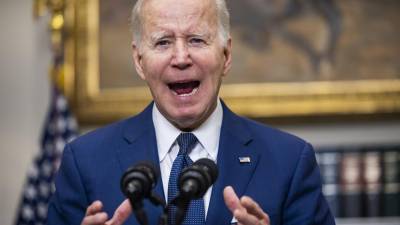 El presidente de Estados Unidos, Joe Biden, habla sobre el tiroteo en Uvalde, Texas, en la Casa Blanca, en Washington (EE.UU.), este 24 de mayo de 2022. EFE/EPA/Jim Lo Scalzo/Pool