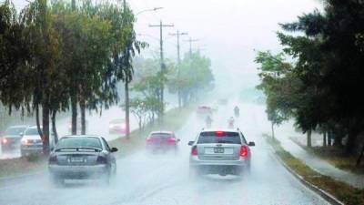 En el Distrito Central desde el fin de semana se presentaron lluvias producto de la convergencia de los vientos.