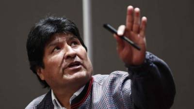 El expresidente de Bolivia, asilado en México, Evo Morales, habla el 20 de noviembre de 2019 en Ciudad de México. EFE/José Méndez