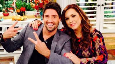 David Chocarro junto a Neida Sandoval.