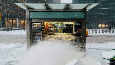 Las clases en las escuelas públicas de Nueva York fueron suspendidas debido a la intensa tormenta de nieve que afectará este miércoles a varios estados.