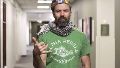 El cantante español Pau Donés, vocalista del grupo de rock, Jarabe de Palo.