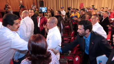 El encuentro entre Nicolás Maduro y Henrique Capriles fue muy cordial.