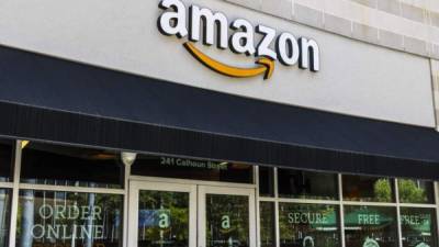 Empleados de Amazon han amenazado con interrumpir los envíos y retrasar las entregas.