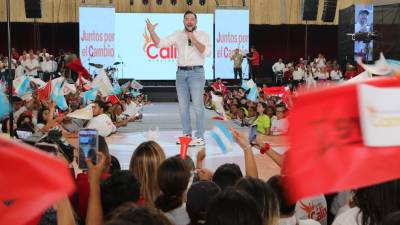 Jorge Célix fue expulsado del partido Libre.