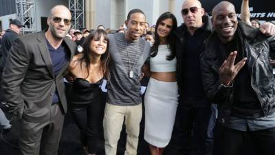 6:00 de la tarde es la hora de inicio de la ceremonia. El elenco de “Rápido y Furioso 7” confirmó que llegará a la entrega y espera irse a casa con los cinco galardones.