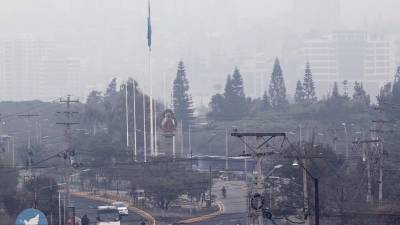 Honduras declaró el viernes la alerta roja a causa de una densa capa de humo.