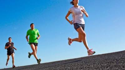 Correr maratones en sí no es un factor de riesgo de la aterosclerosis.