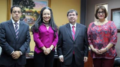 Odir Fernández y Gabriela Castellanos del CNA junto a Luiz Guimarães y Ana María Calderón de la Maccih.