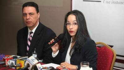 Las autoridades del CNA, Dagoberto Aspra y Gabriela Castellanos, han liderado las investigaciones en el caso del IHSS.