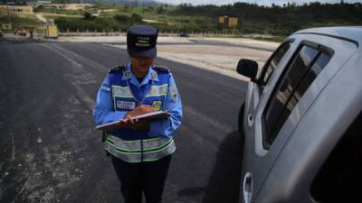 Modalidad. Teóricas y prácticas serán las pruebas para que los nuevos conductores puedan obtener por primera vez su licencia de conducir. Foto Andro Rodríguez