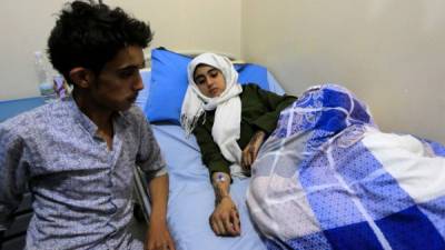 Una paciente afectada por el cólera en un hospital de Saná, capital de Yemen.