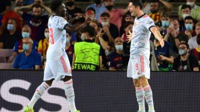 Robert Lewandowski gritó a todo pulmón su gol en el Camp Nou. Foto AFP.