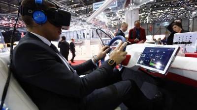 Además de las posibilidades para el entretenimiento, la realidad virtual puede tener aplicaciones prácticas como simuladores para aprender a conducir.