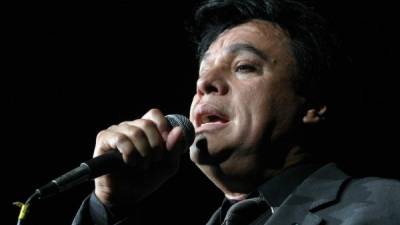 En la imagen, el cantante mexicano Juan Gabriel, quien falleció el domingo 28 de agosto de 2016. EFE/Archivo