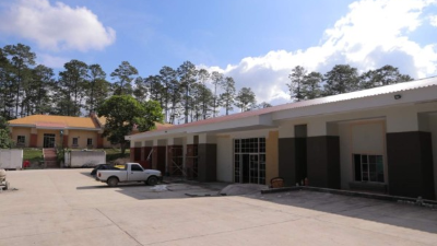 El complejo deportivo de la Fenafuth en Siguatepeque está siendo remodelado.