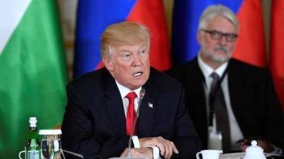 El presidente de Estados Unidos, Donald J. Trump, durante la cumbre de los Tres Mares en el castillo real de Varsovia, Polonia. EFE