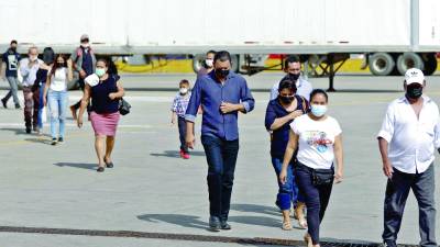 <i><b>Un grupo de retornados a su llegada al Centro de Atención al Migrante. </b></i><b>Yoseph Amaya</b>