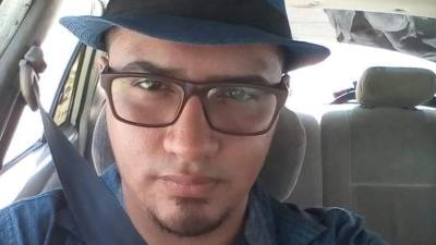 Foto en vida del taxista Moisés Fiallos.