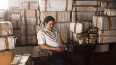 Wagner Moura interpreta a Pablo Escobar.