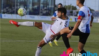 Jona Mejía es la esperanza de gol en el Albacete. FOTO Cortesía.