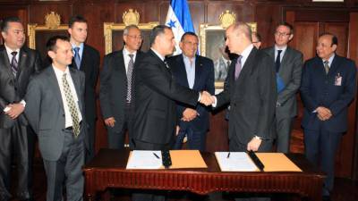 En febrero se firmó un acuerdo para permitir la exploración petrolera en el Atlántico con la británica BG Group.