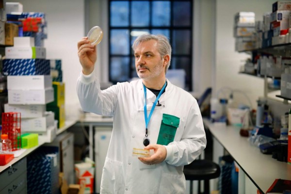 Coronavirus (COVID-19) test samples stand on a test street in Vienna on September 19, 2020. - After the increasing number of positive coronavirus tests, Vienna wants to put another virus test route into operation. (Photo by ALEX HALADA / AFP)