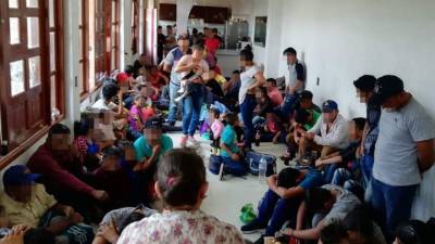 Parte del grupo detenido en Ecatepec.